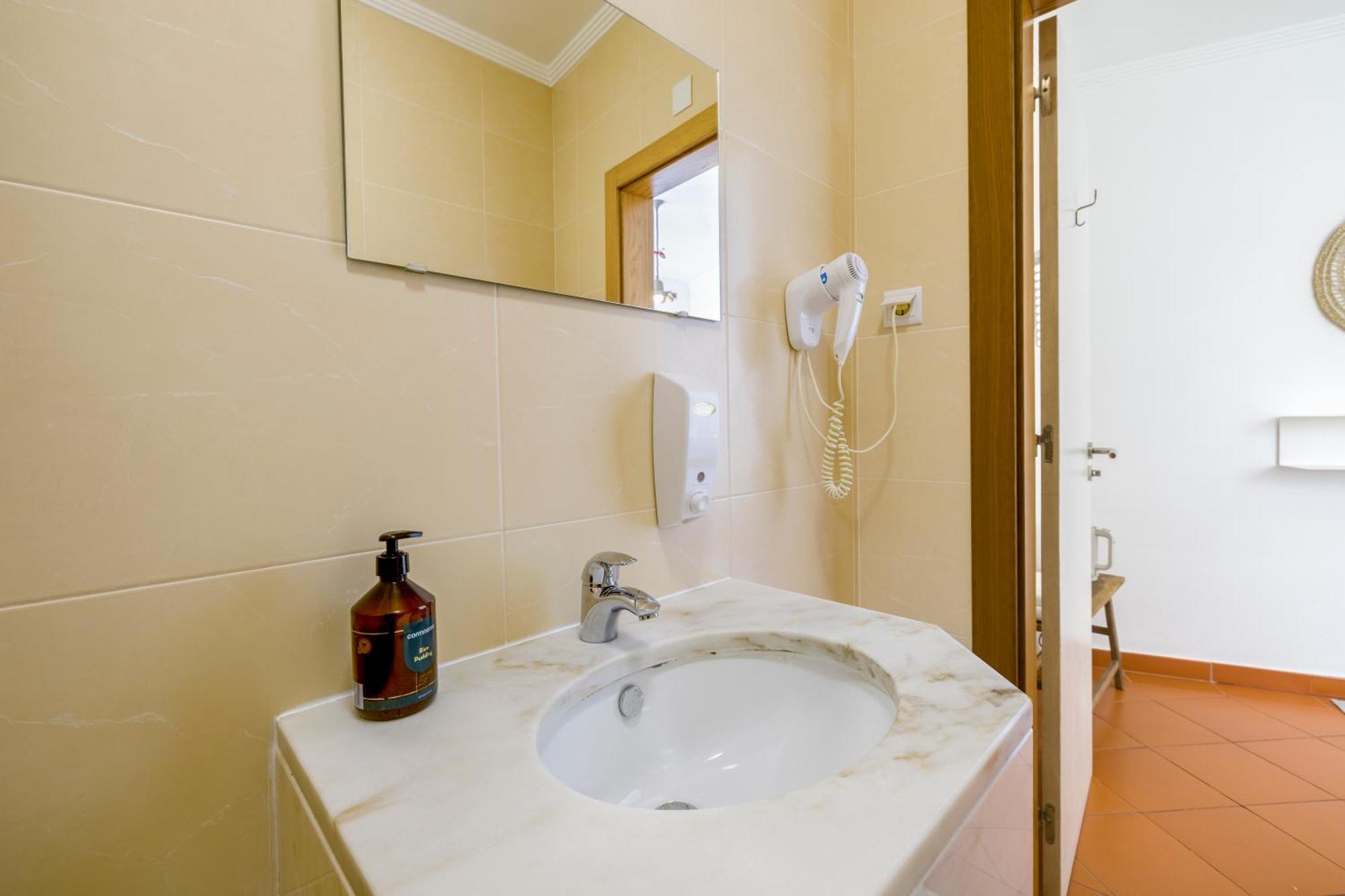 לאגוּ‏ש Casa Luma B&B מראה חיצוני תמונה